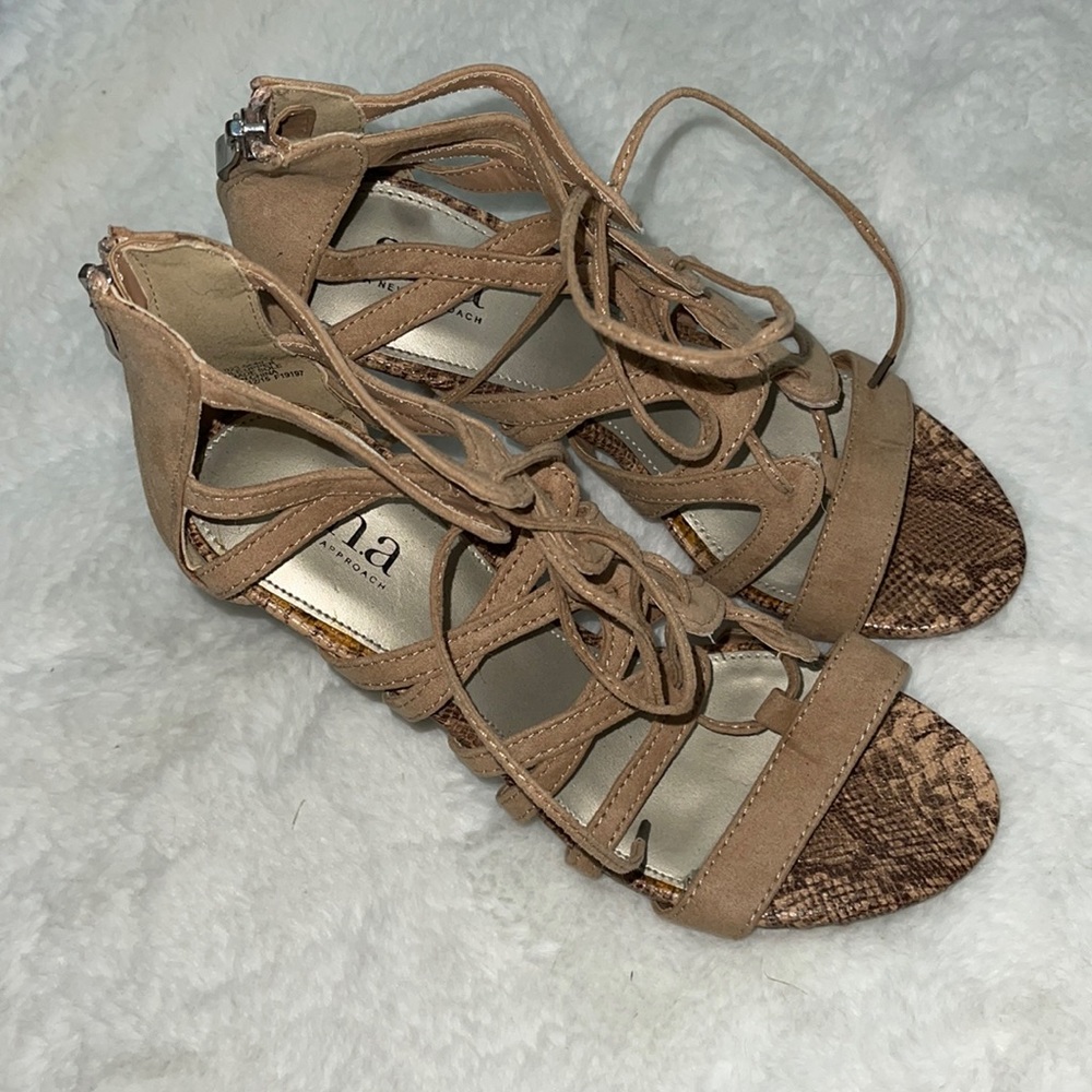 Ana heels